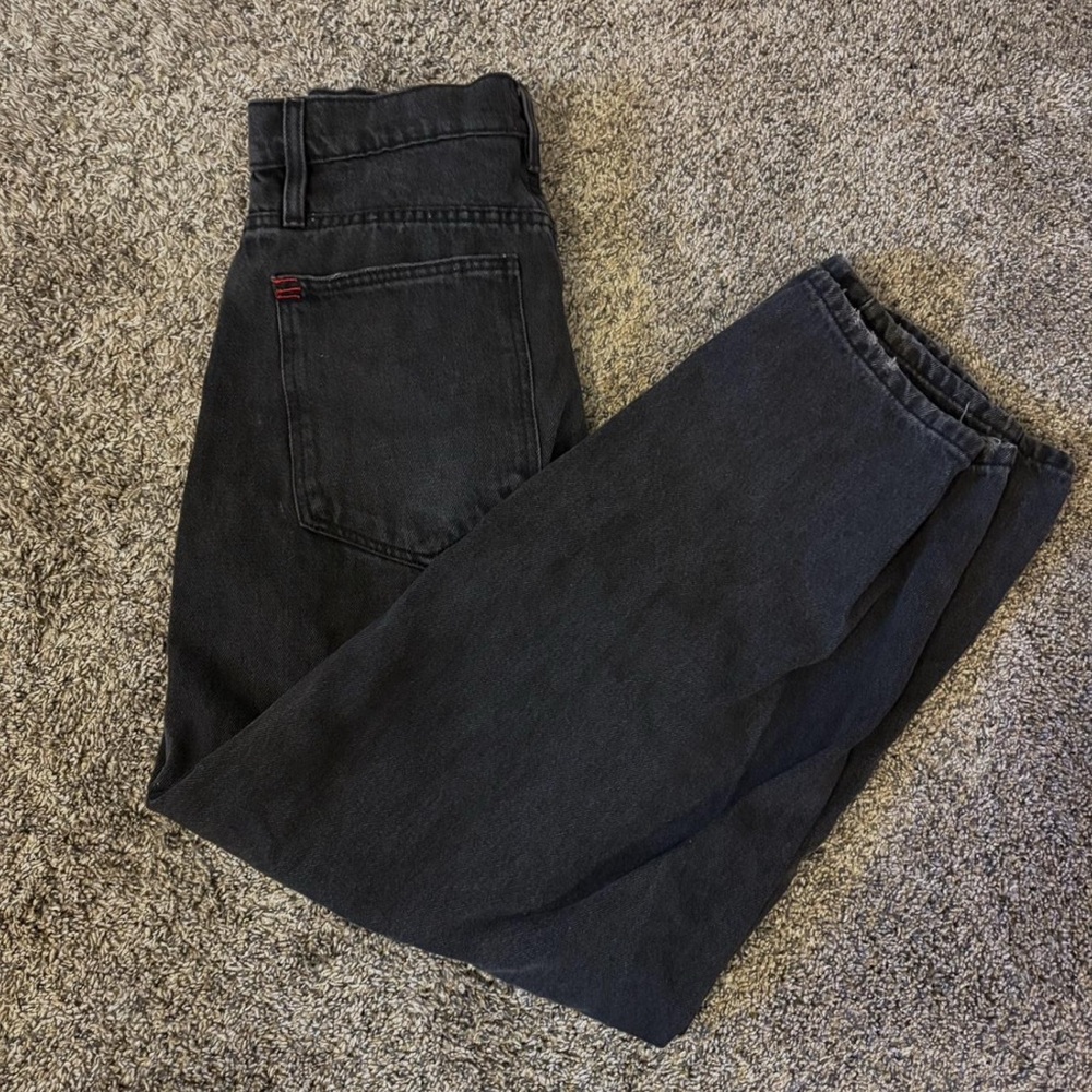 Size 27 Women’s Urban Outfitters Jeans 
Black High Rise Extremely Baggy 
LikeNew